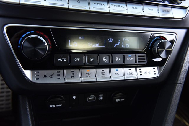 Hyundai Sonata Vehicle Image 18