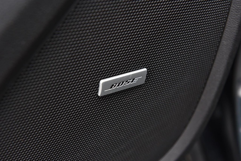 Chevrolet Traverse Vehicle Full-screen Gallery Image 11