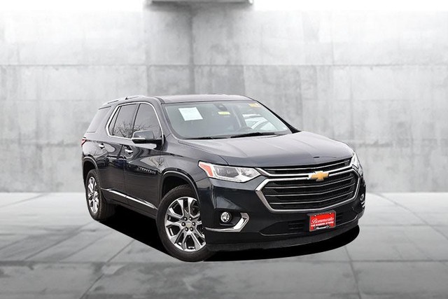 Chevrolet Traverse Vehicle Image 02