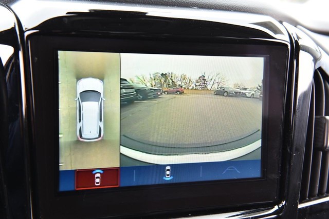 Chevrolet Traverse Vehicle Image 17