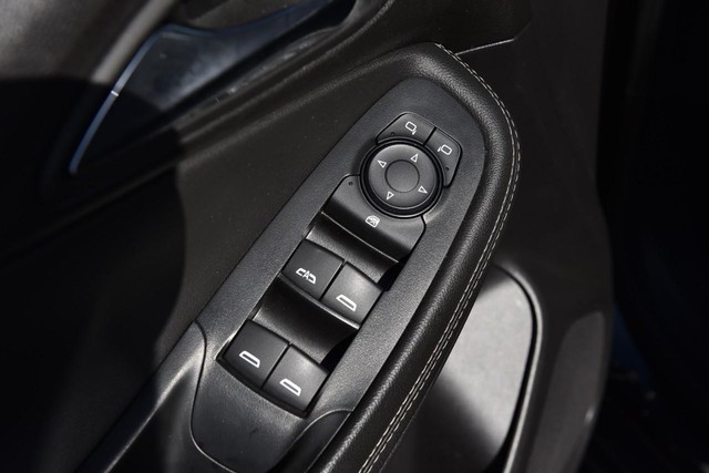 Buick Encore GX Vehicle Image 09