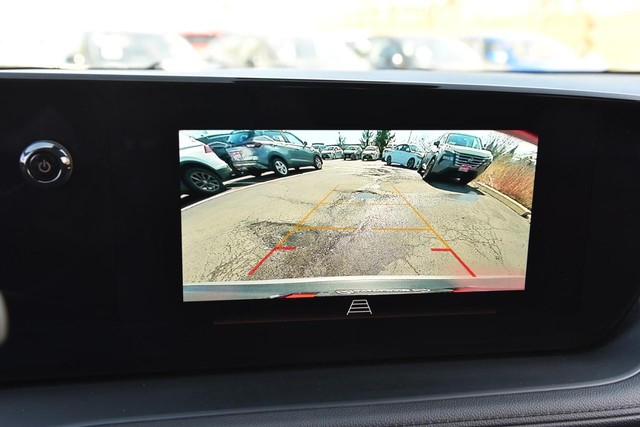 Buick Encore GX Vehicle Image 13