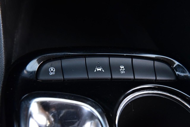 Buick Encore GX Vehicle Image 17