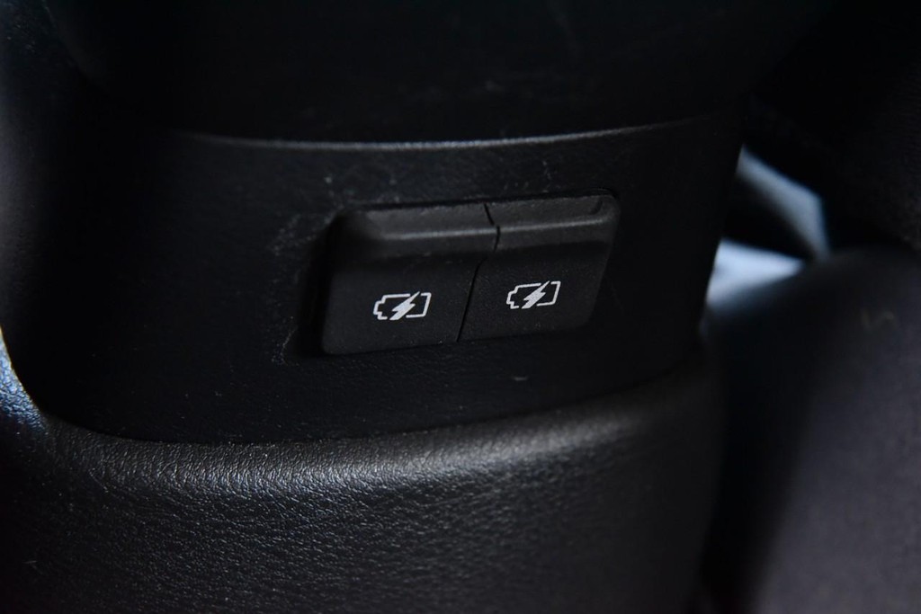 Nissan Kicks Vehicle Image 22