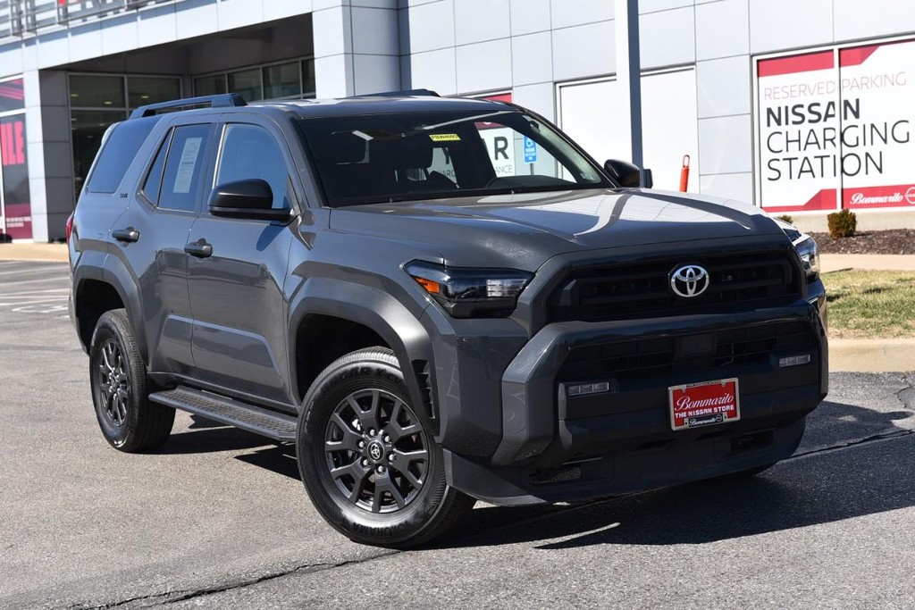 Toyota 4Runner Vehicle Image 02