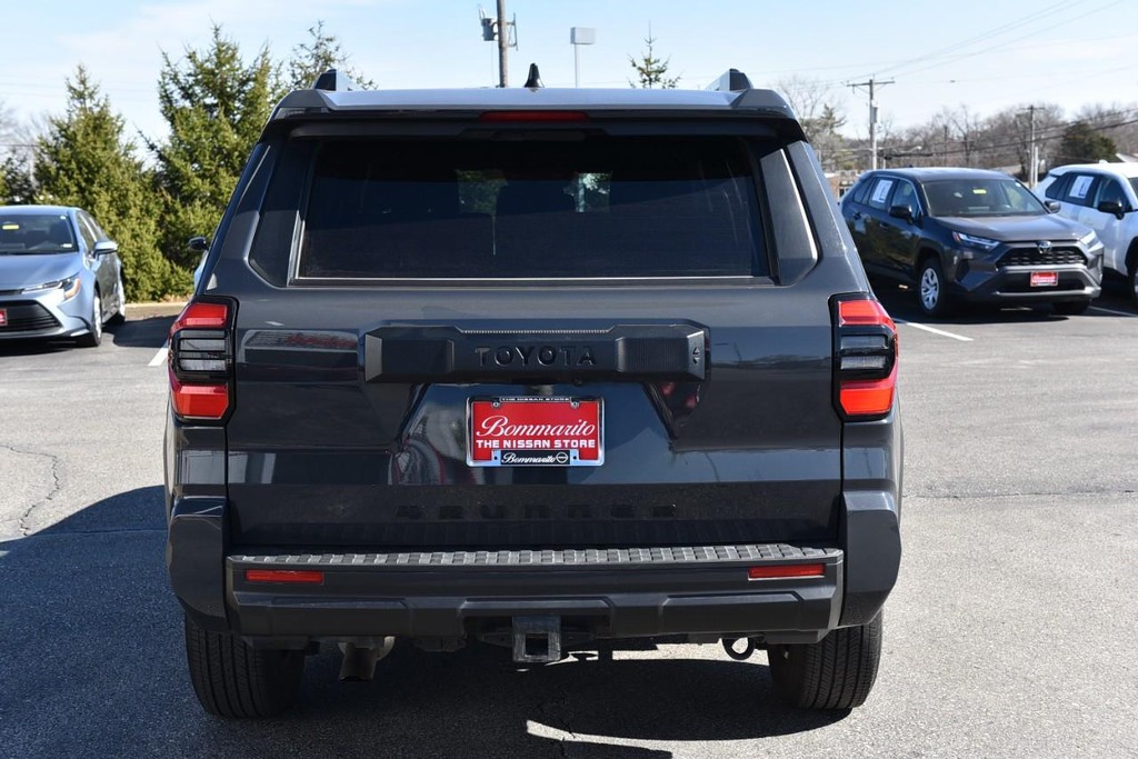 Toyota 4Runner Vehicle Image 06