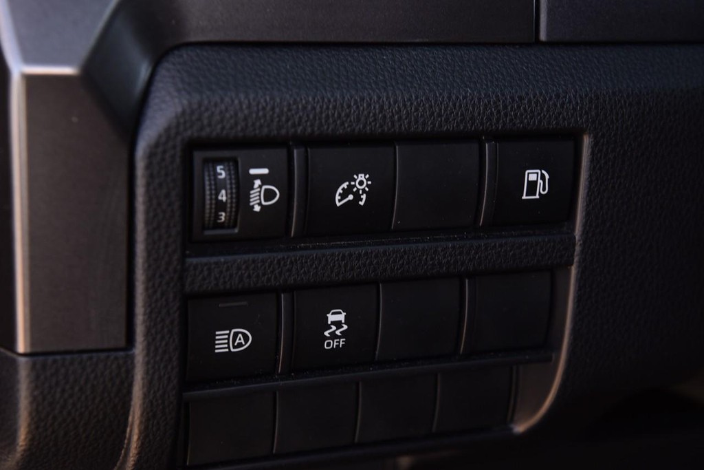 Toyota 4Runner Vehicle Image 11