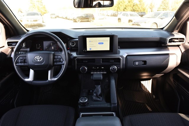 Toyota 4Runner Vehicle Full-screen Gallery Image 8