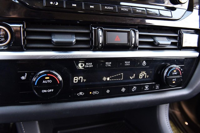 Nissan Pathfinder Vehicle Image 19