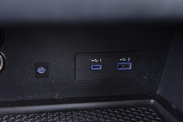 Nissan Pathfinder Vehicle Image 20