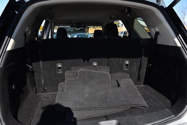 Nissan Pathfinder Vehicle Image 29