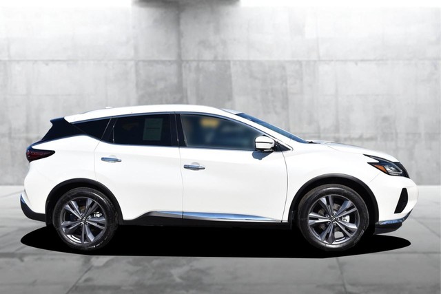 Nissan Murano Vehicle Image 05