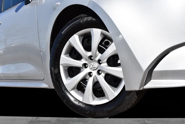 Toyota Corolla Vehicle Image 03