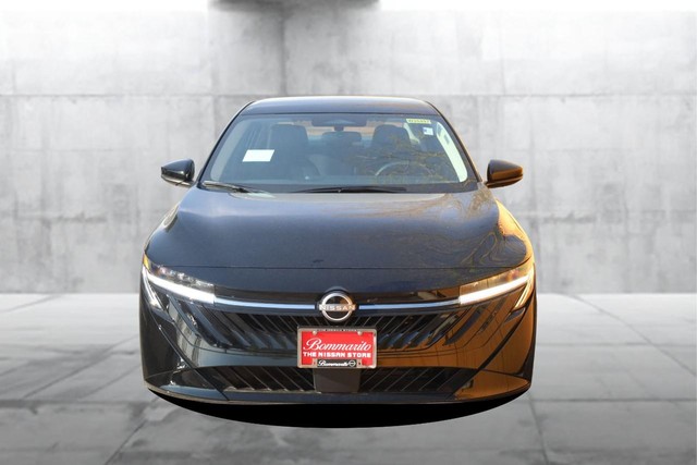 Nissan Sentra Vehicle Image 04