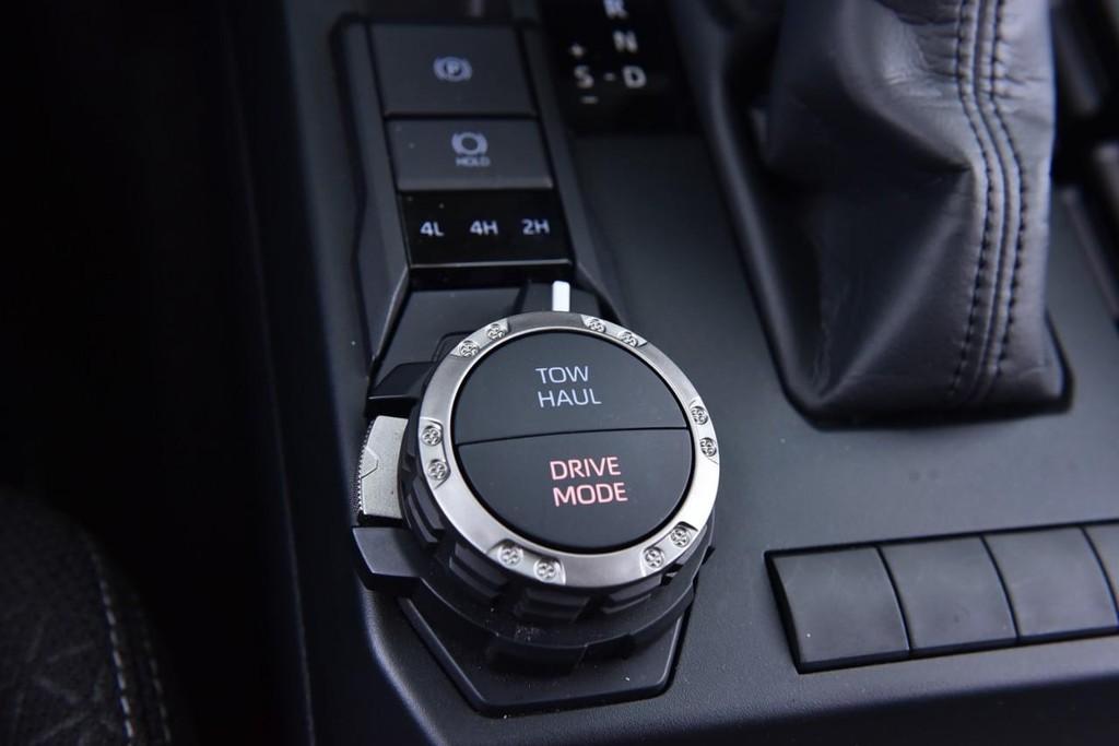 Toyota 4Runner Vehicle Image 17