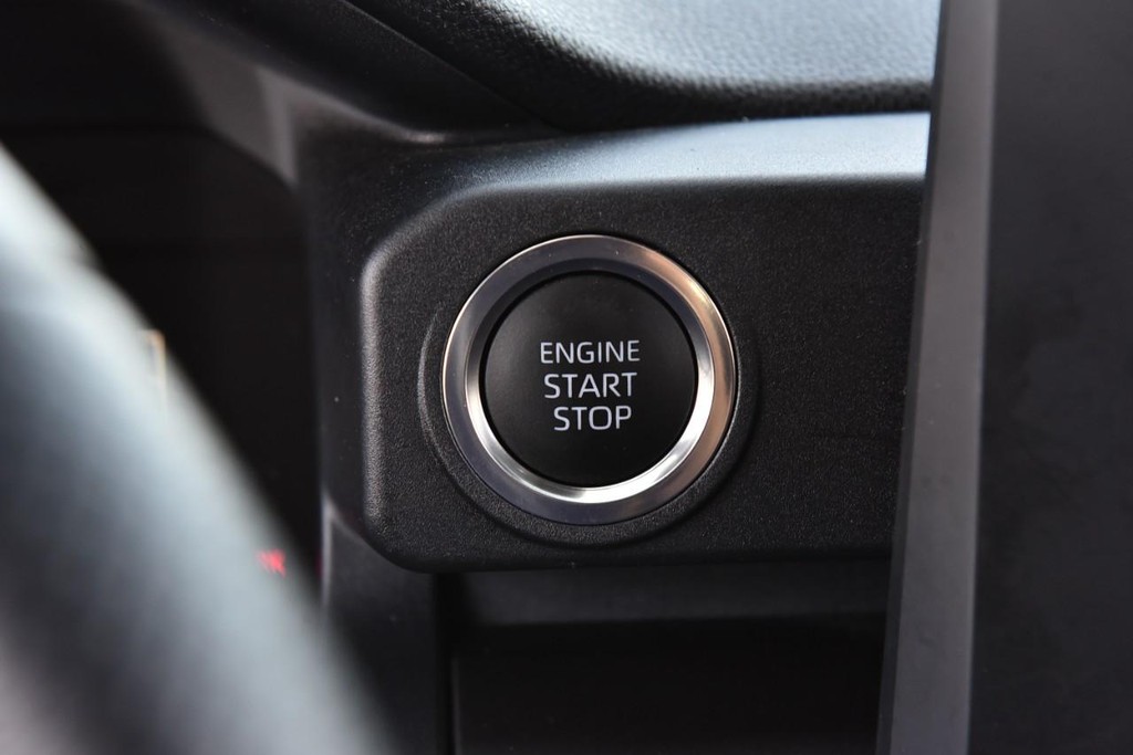 Toyota 4Runner Vehicle Image 18