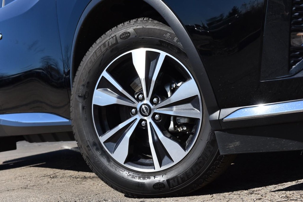 Nissan Murano Vehicle Image 03