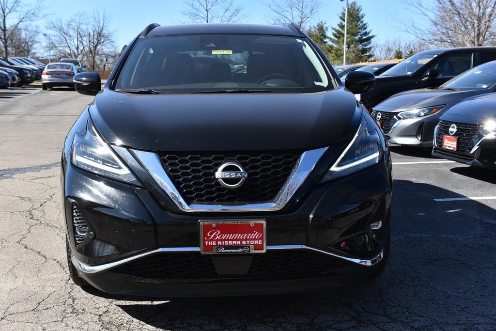 Nissan Murano Vehicle Image 04