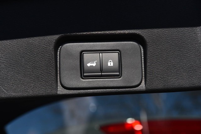 Nissan Rogue Vehicle Image 28