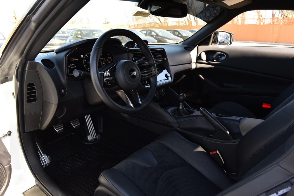 Nissan Z Vehicle Image 08