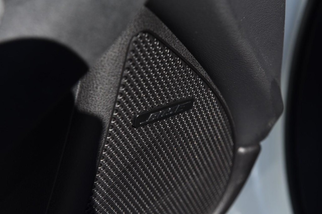 Nissan Z Vehicle Image 12