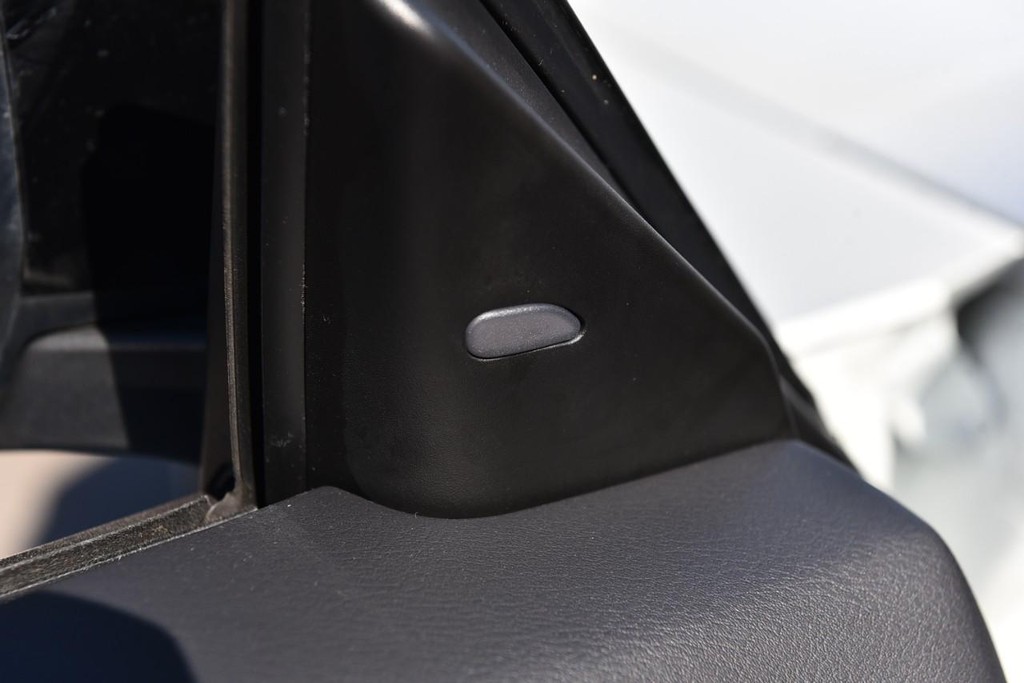 Nissan Z Vehicle Image 13