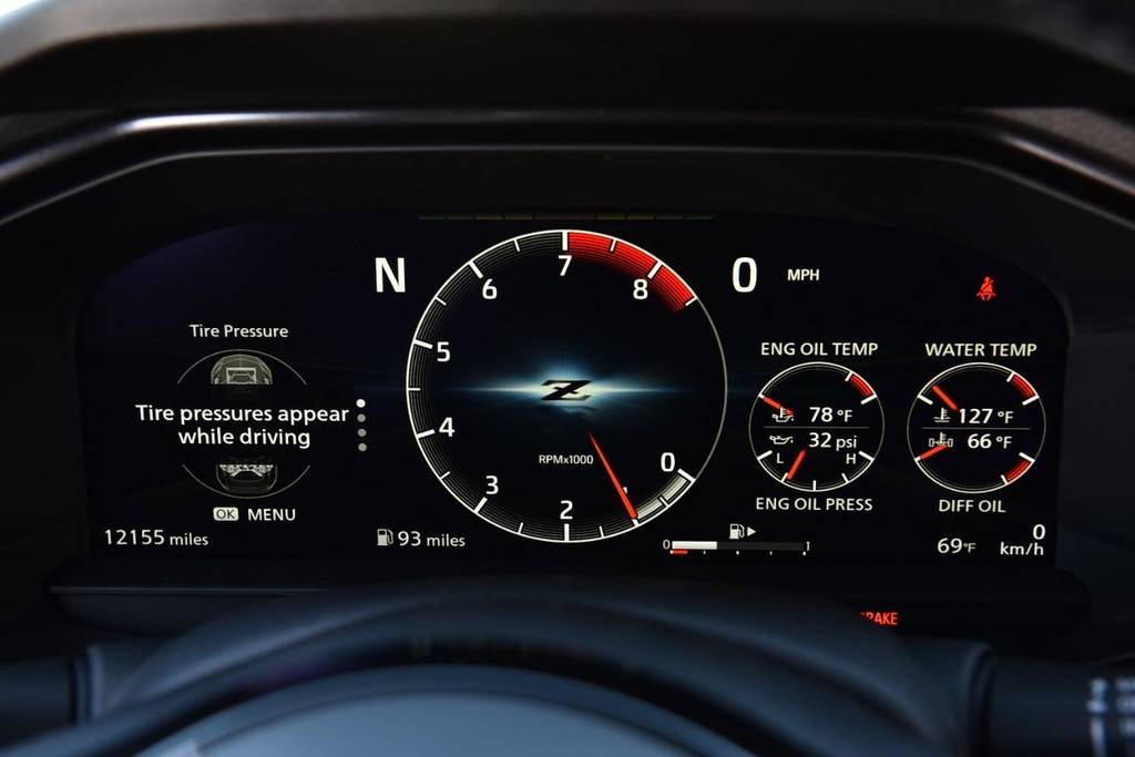 Nissan Z Vehicle Image 14