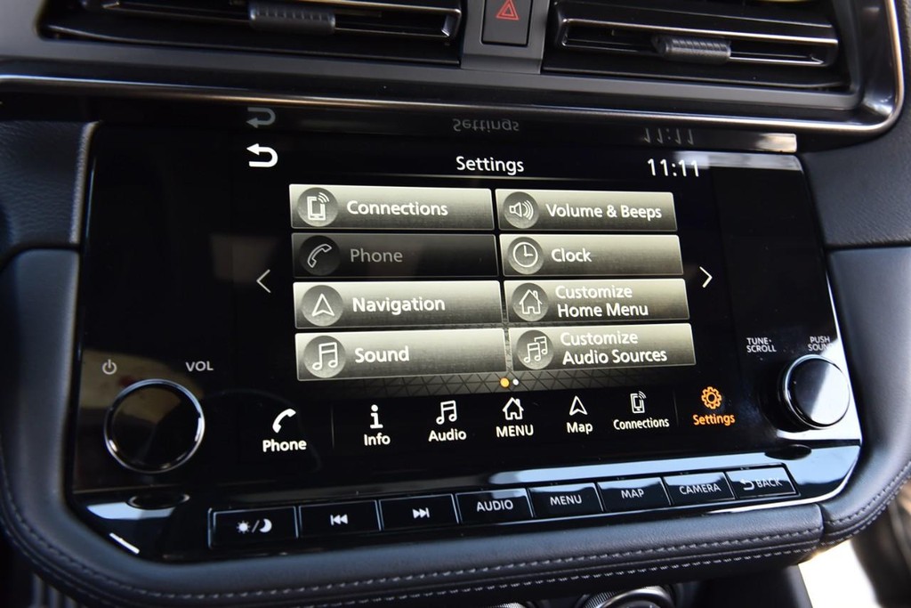 Nissan Z Vehicle Image 16