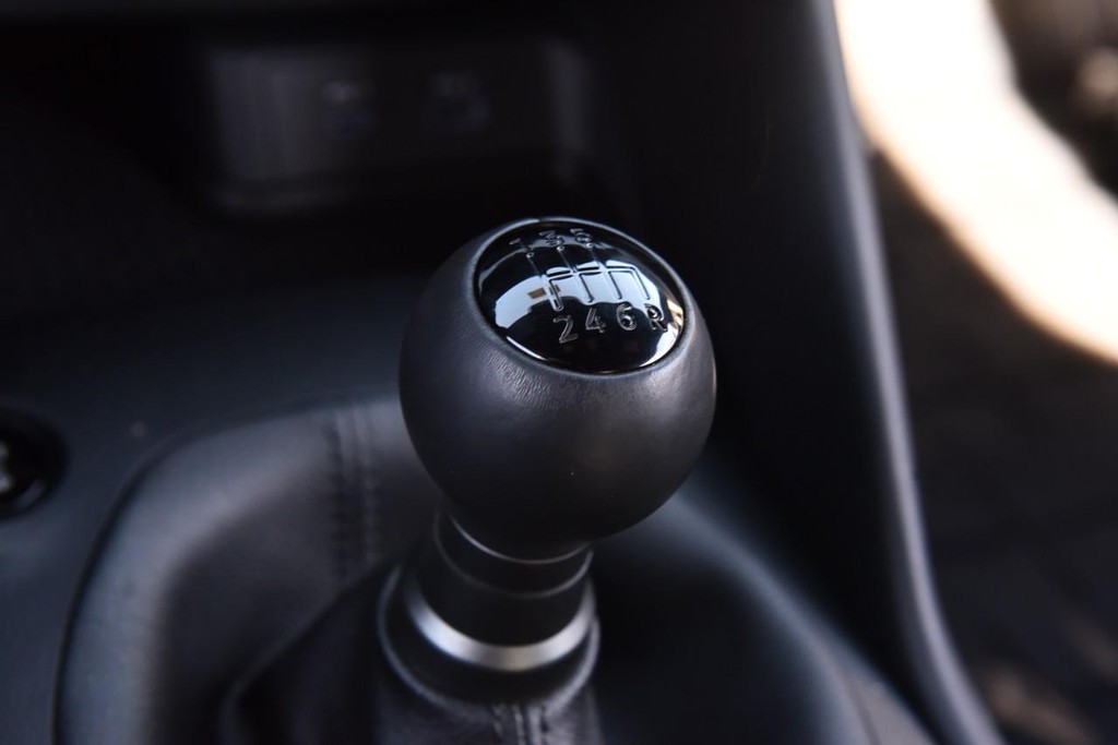 Nissan Z Vehicle Image 21