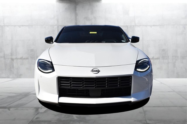 Nissan Z Vehicle Image 04