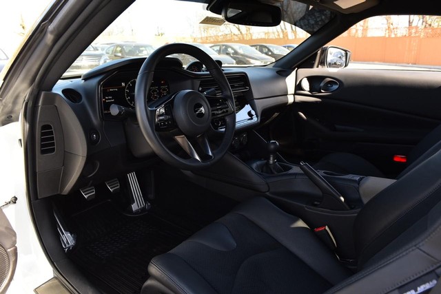 Nissan Z Vehicle Image 08