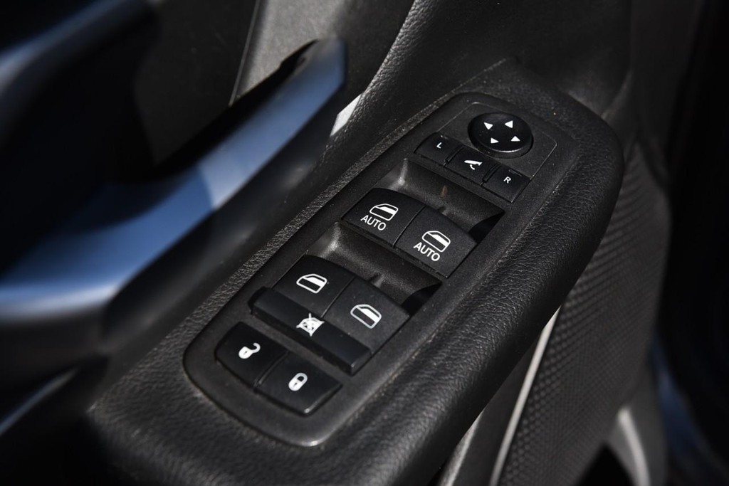 Ram 1500 Vehicle Image 10