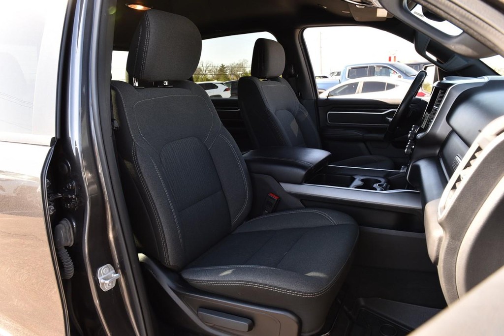 Ram 1500 Vehicle Image 23