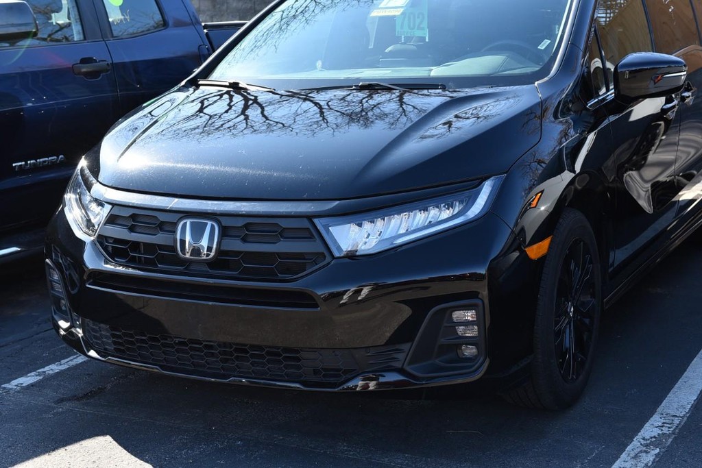 Honda Odyssey Vehicle Image 02