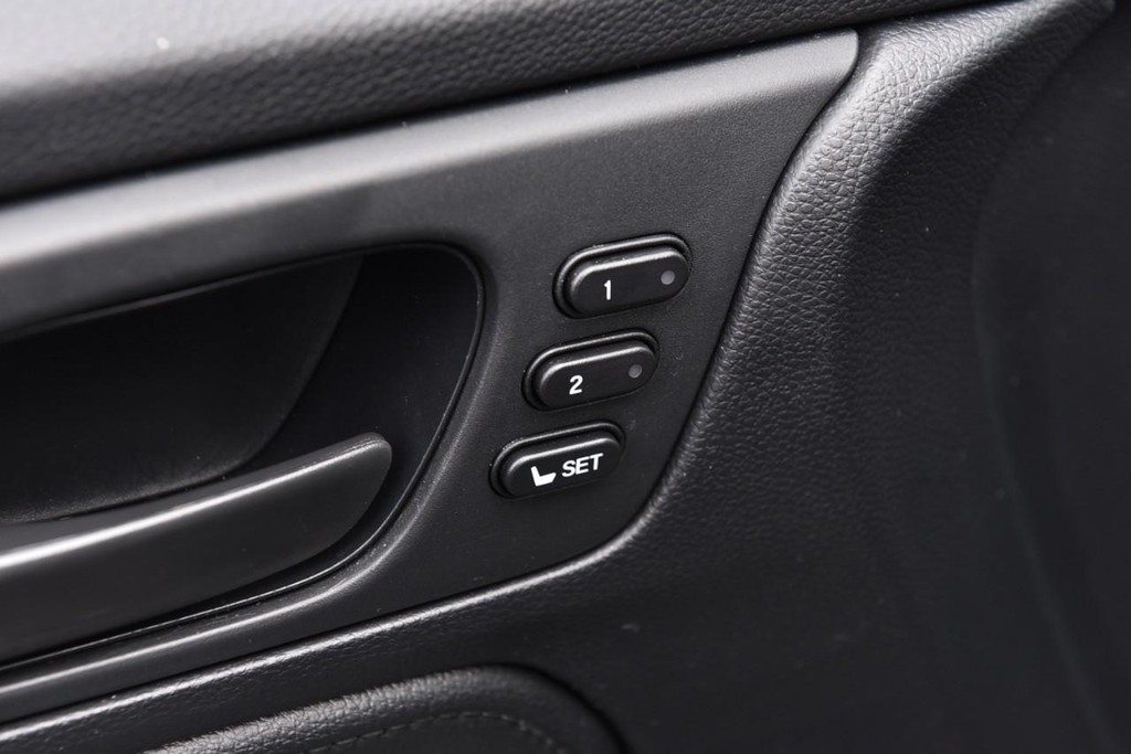 Honda Odyssey Vehicle Full-screen Gallery Image 10