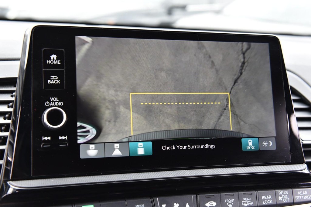 Honda Odyssey Vehicle Full-screen Gallery Image 15