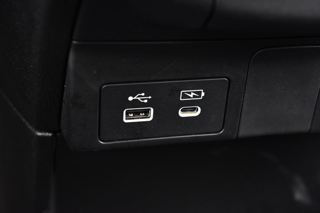 Honda Odyssey Vehicle Full-screen Gallery Image 18