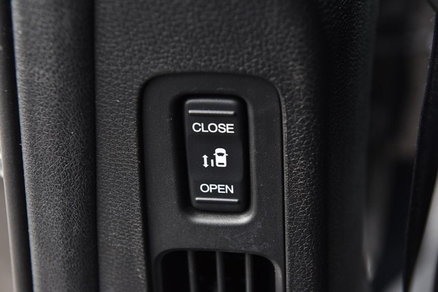 Honda Odyssey Vehicle Full-screen Gallery Image 28