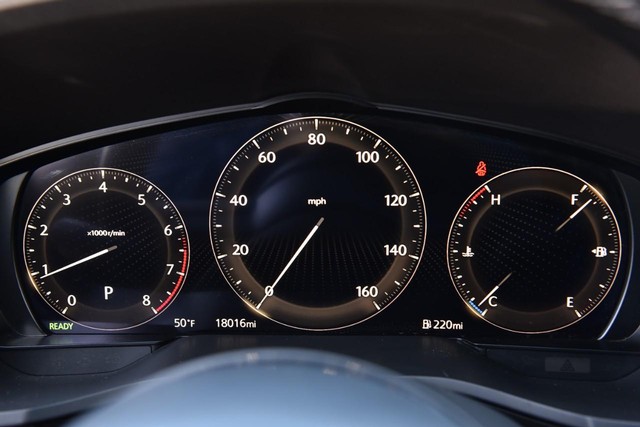 Mazda CX-90 Vehicle Image 13