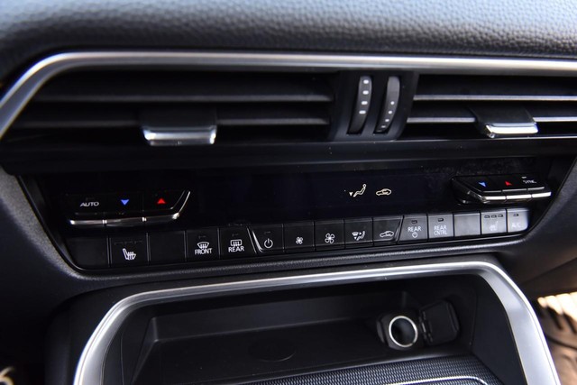 Mazda CX-90 Vehicle Image 17