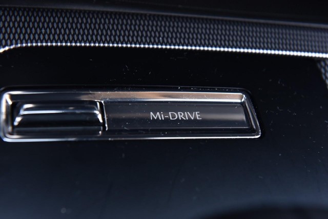 Mazda CX-90 Vehicle Image 18