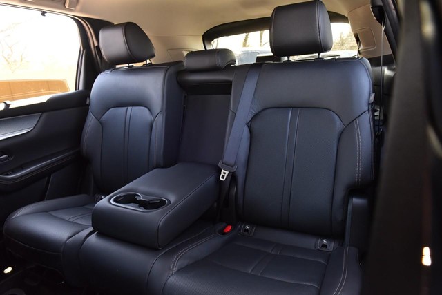 Mazda CX-90 Vehicle Image 24