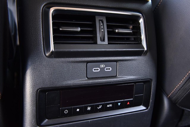 Mazda CX-90 Vehicle Image 25