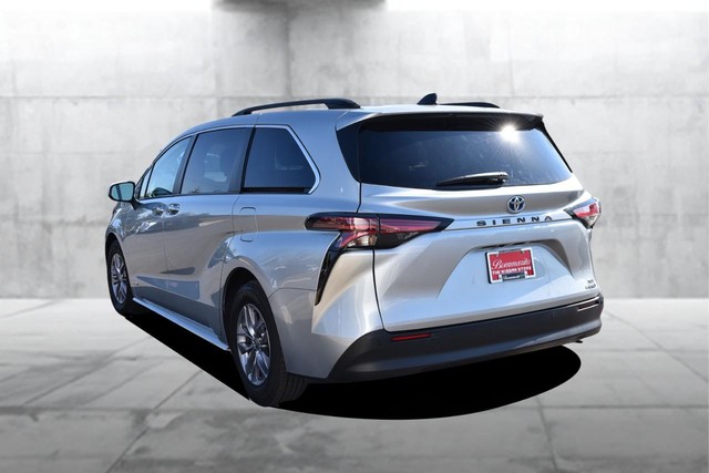 Toyota Sienna Vehicle Image 07