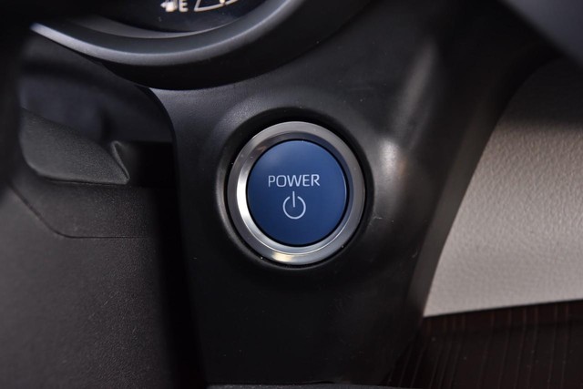 Toyota Sienna Vehicle Image 18