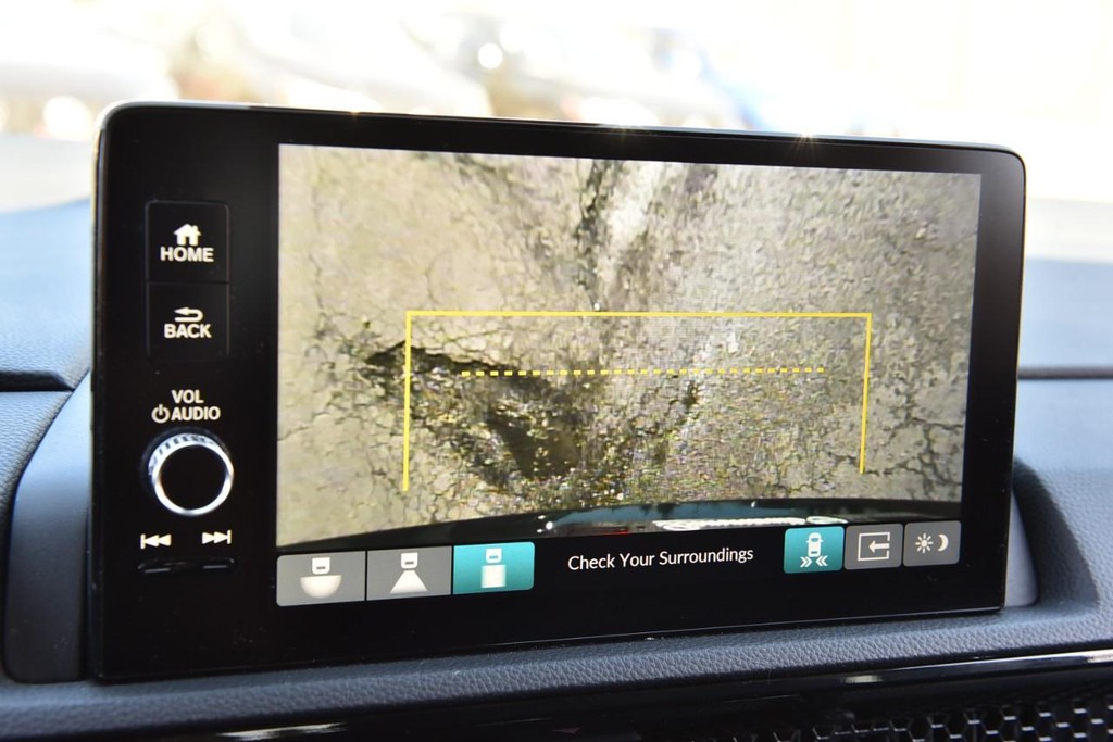 Honda CR-V Vehicle Image 15