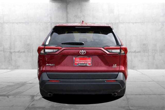 Toyota RAV4 Vehicle Image 06