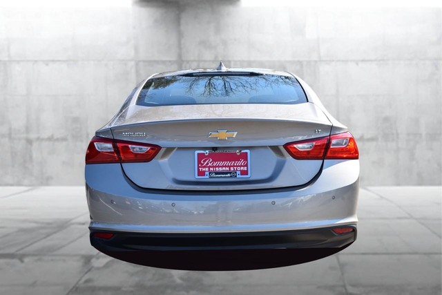 Chevrolet Malibu Vehicle Full-screen Gallery Image 06