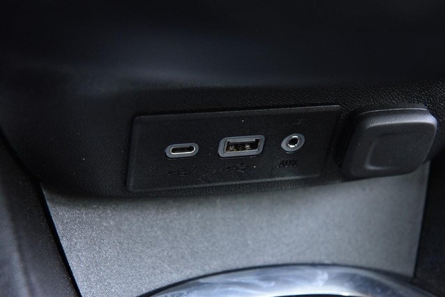 Chevrolet Malibu Vehicle Full-screen Gallery Image 15