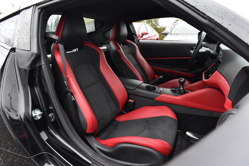 Nissan Z Vehicle Image 25